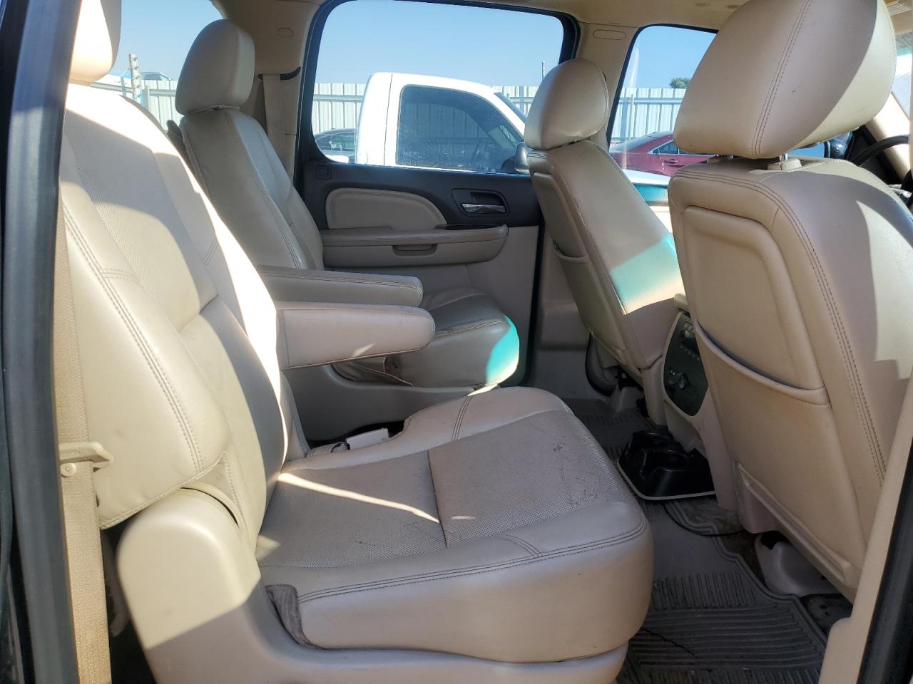 2013 GMC Yukon Xl Denali VIN: 1GKS2MEF9DR145714 Lot: 84835255