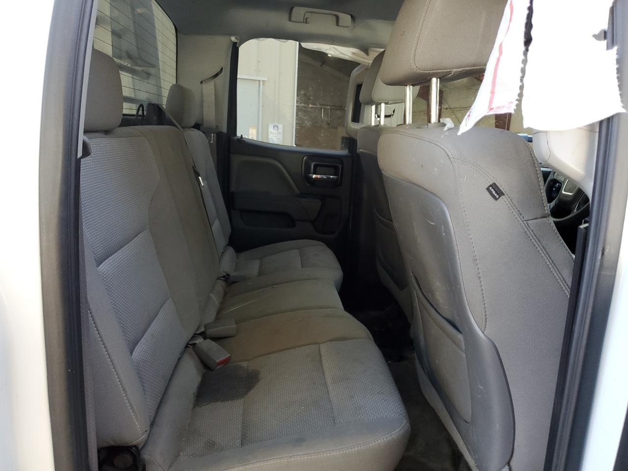 2015 GMC Sierra K2500 Heavy Duty VIN: 1GT22XEG0FZ555293 Lot: 84959325