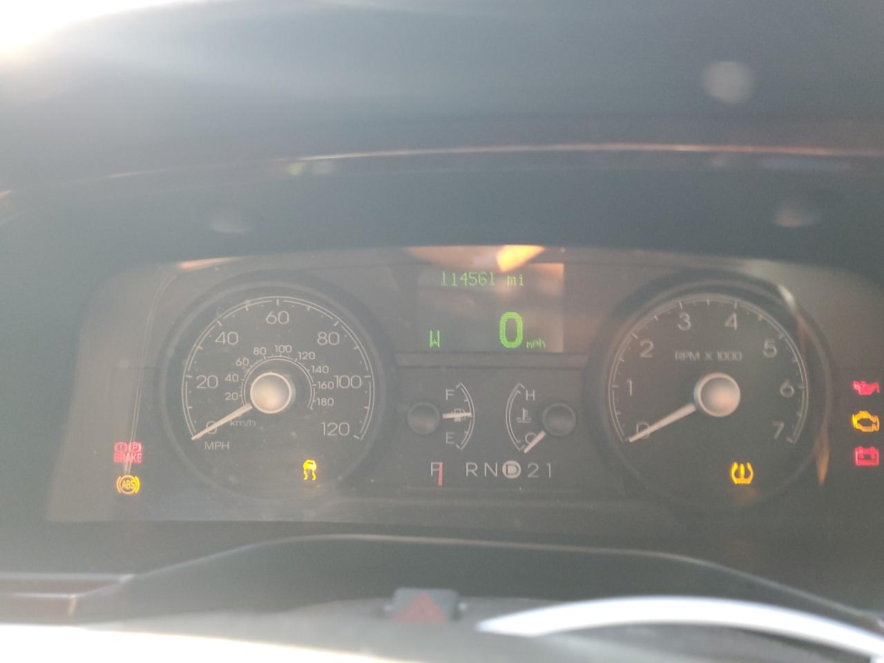 2008 Lincoln Town Car Signature Limited VIN: 2LNHM82VX8X646878 Lot: 85833675