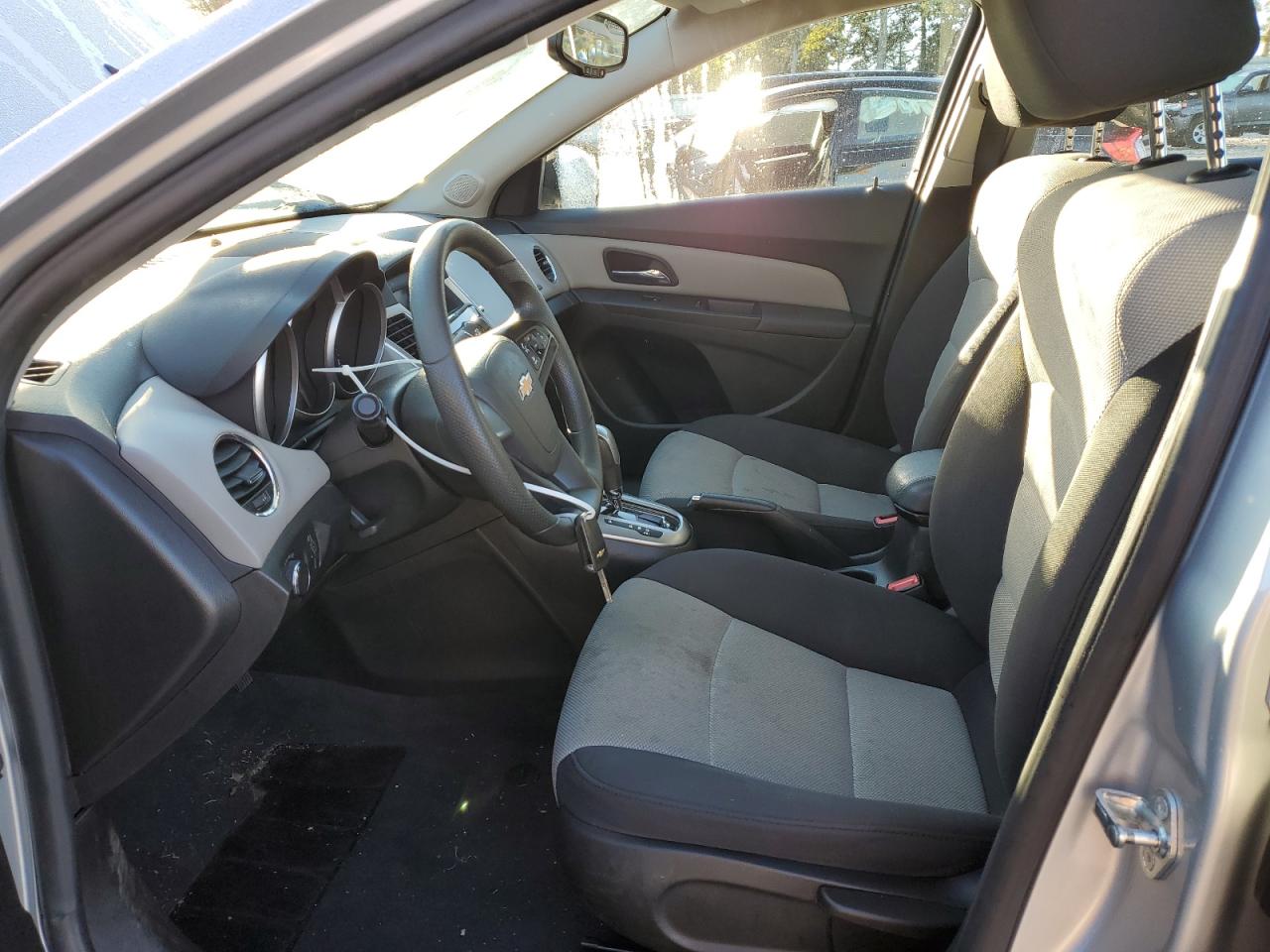 2016 Chevrolet Cruze Limited Ls VIN: 1G1PC5SH0G7205950 Lot: 89673015