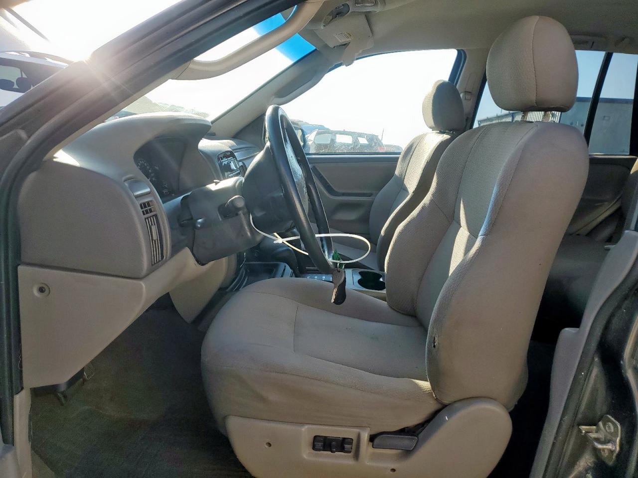 2004 Jeep Grand Cherokee Laredo VIN: 1J4GW48S84C414930 Lot: 85699065