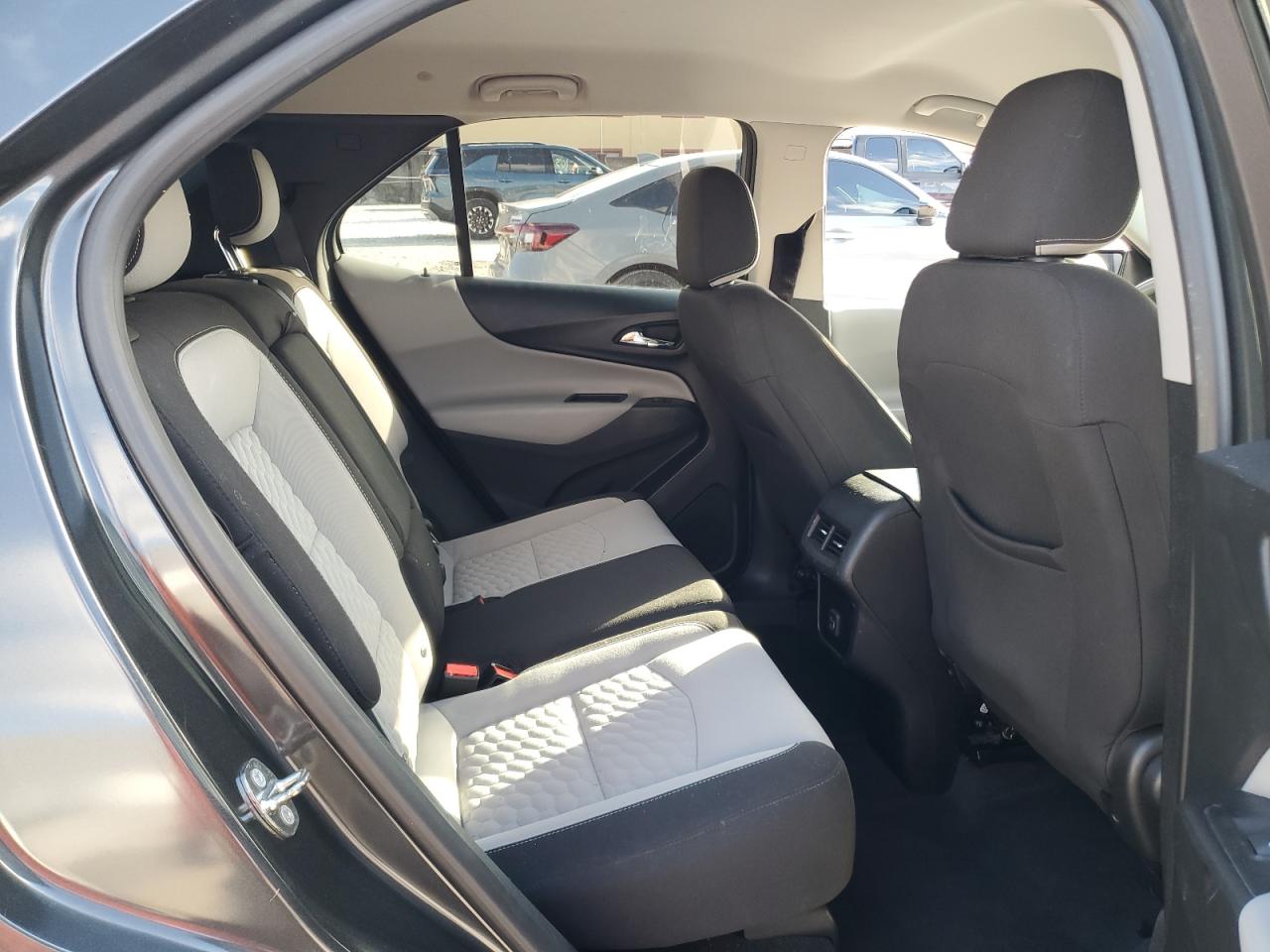 2019 Chevrolet Equinox Ls VIN: 2GNAXHEV1K6120152 Lot: 85686235