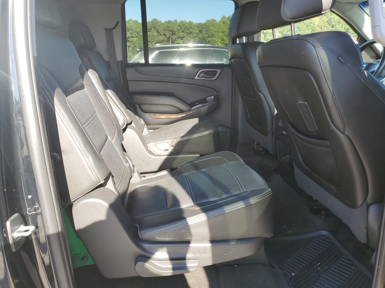 2016 GMC Yukon Xl Denali VIN: 1GKS1HKJ9GR112333 Lot: 85317055