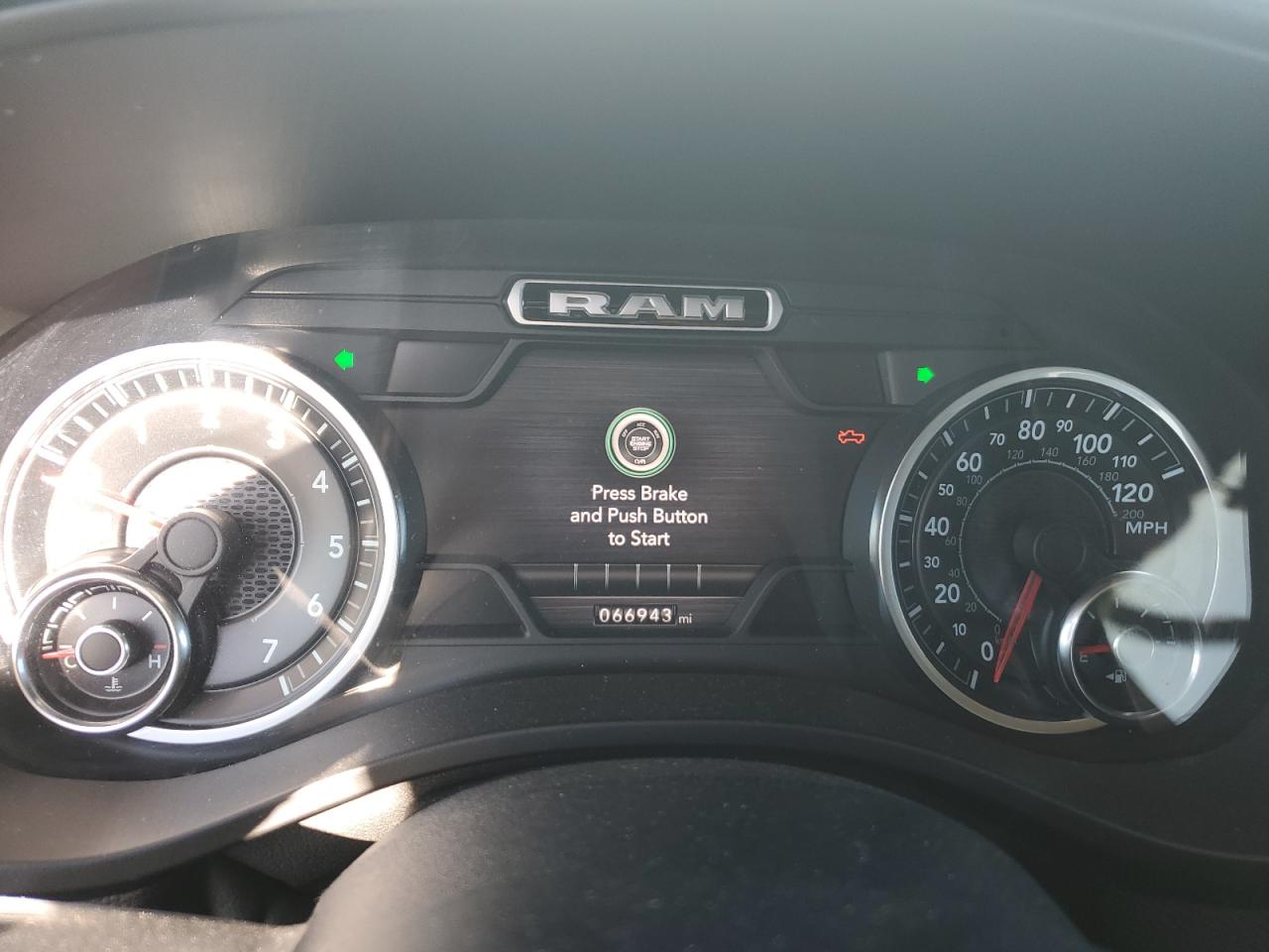 2020 Ram 1500 Big Horn/Lone Star VIN: 1C6RREBT7LN128882 Lot: 82568185