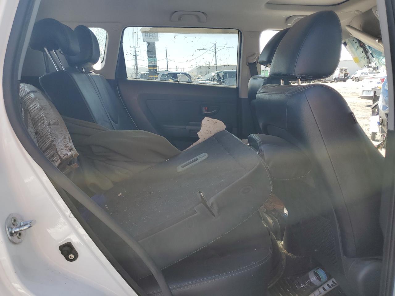 2011 Kia Soul + VIN: KNDJT2A25B7267524 Lot: 81322525