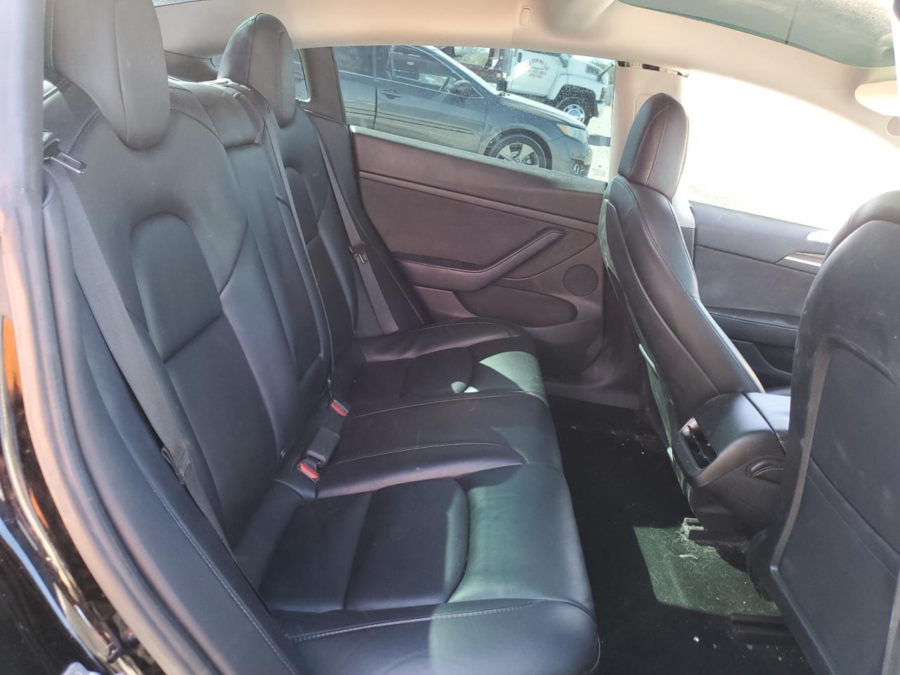 2022 Tesla Model 3 VIN: 5YJ3E1EA8NF285772 Lot: 84989515