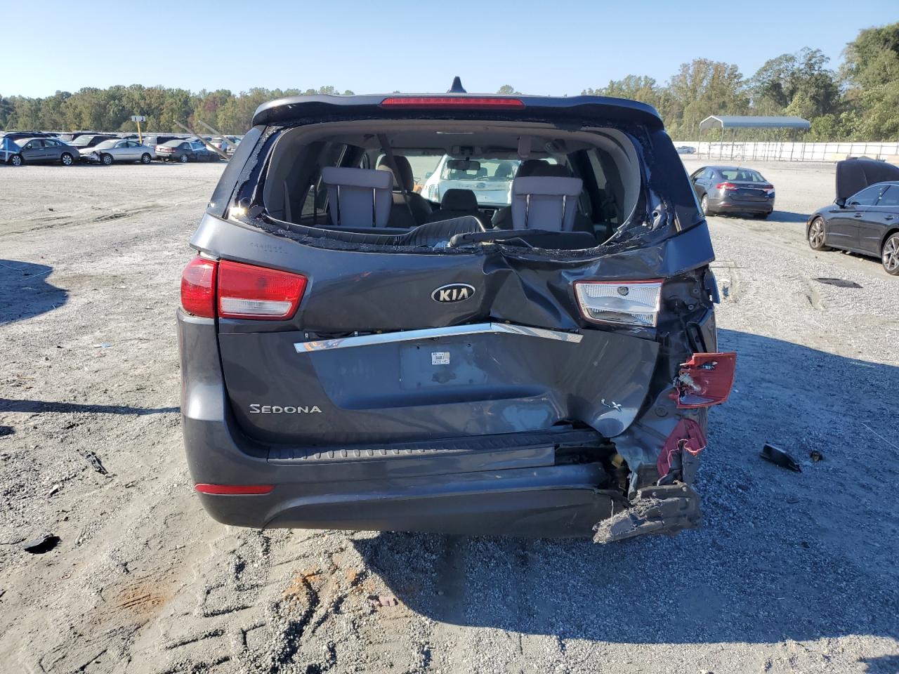 2017 Kia Sedona Lx VIN: KNDMB5C10H6220986 Lot: 84417695