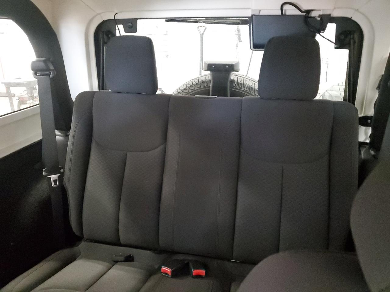2014 Jeep Wrangler Sport VIN: 1C4GJWAG5EL307258 Lot: 82553205