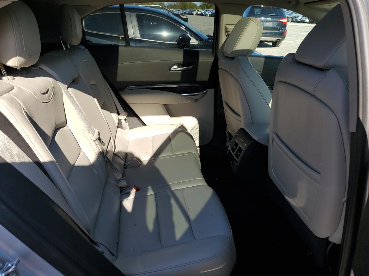 2020 Cadillac Xt4 Luxury VIN: 1GYAZAR45LF123357 Lot: 82335915