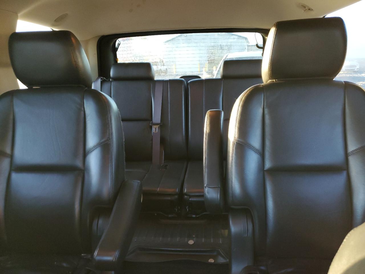 2011 GMC Yukon Denali VIN: 1GKS2EEF9BR200343 Lot: 87456665