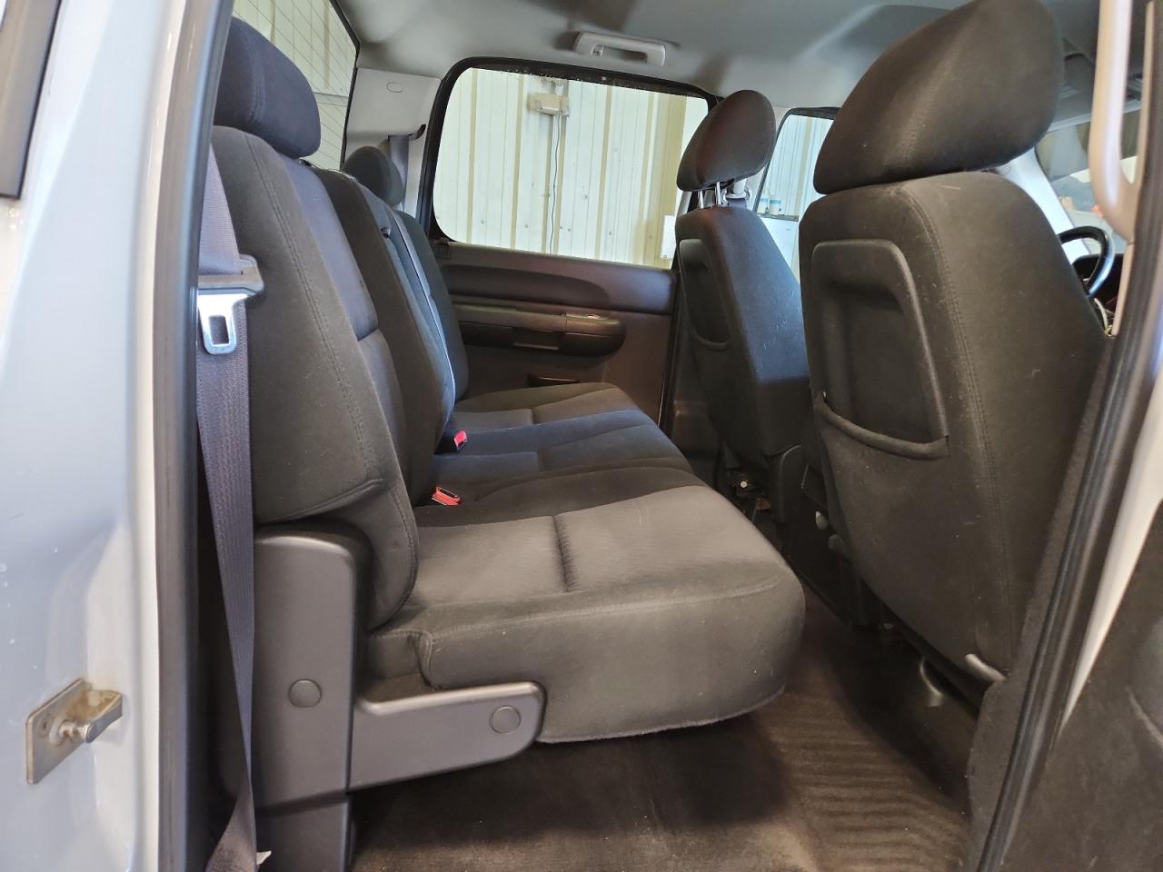 2011 Chevrolet Silverado K1500 Lt VIN: 3GCPKSE38BG327025 Lot: 81982475