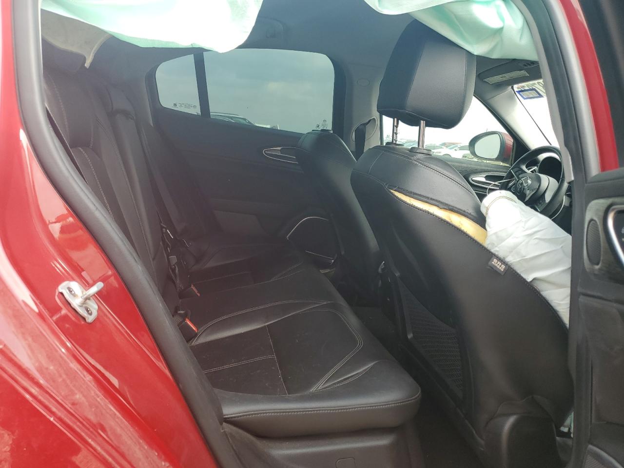 2018 Alfa Romeo Giulia VIN: ZARFAEBN5J7598839 Lot: 90087875