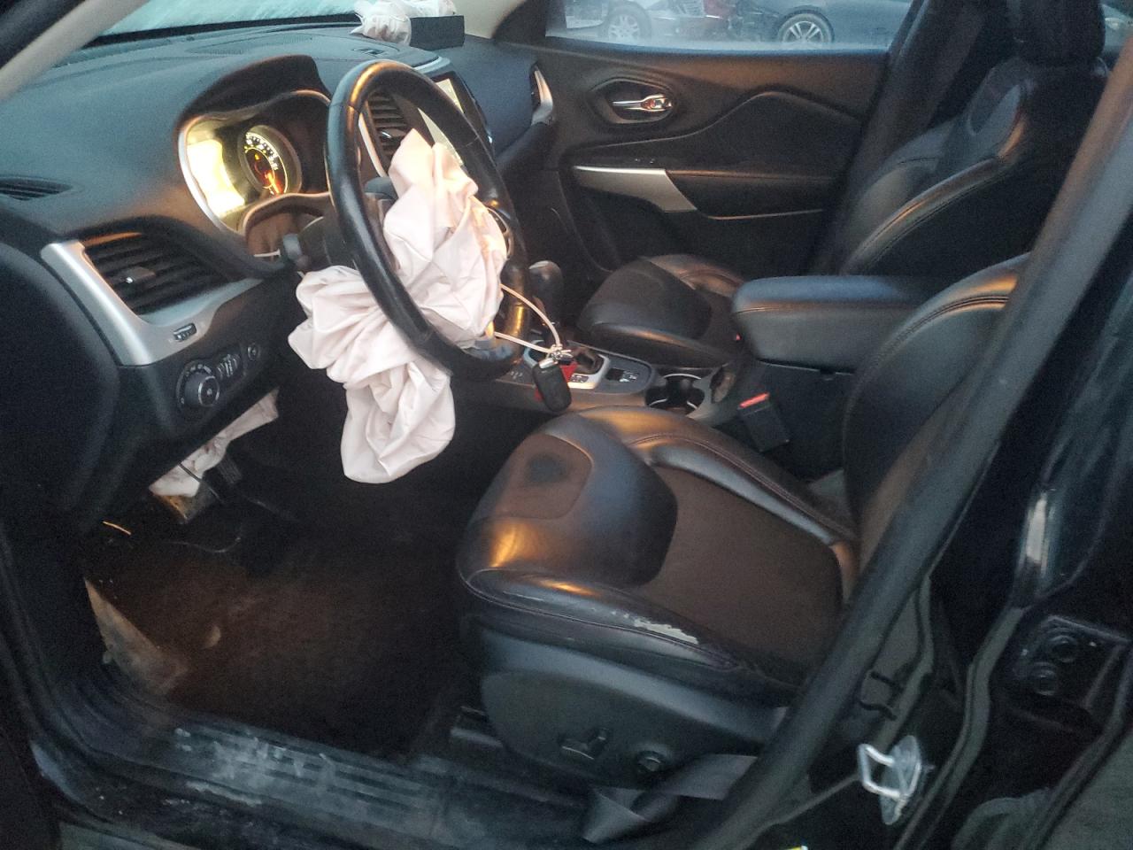 2018 Jeep Cherokee Trailhawk VIN: 1C4PJMBX5JD546302 Lot: 82001955