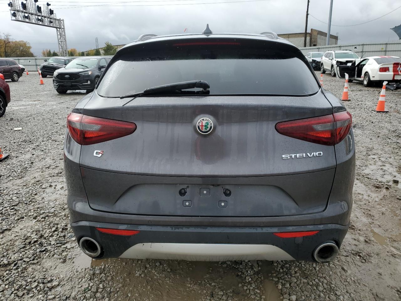 2018 Alfa Romeo Stelvio Ti Sport VIN: ZASFAKNN8J7B65799 Lot: 91031385