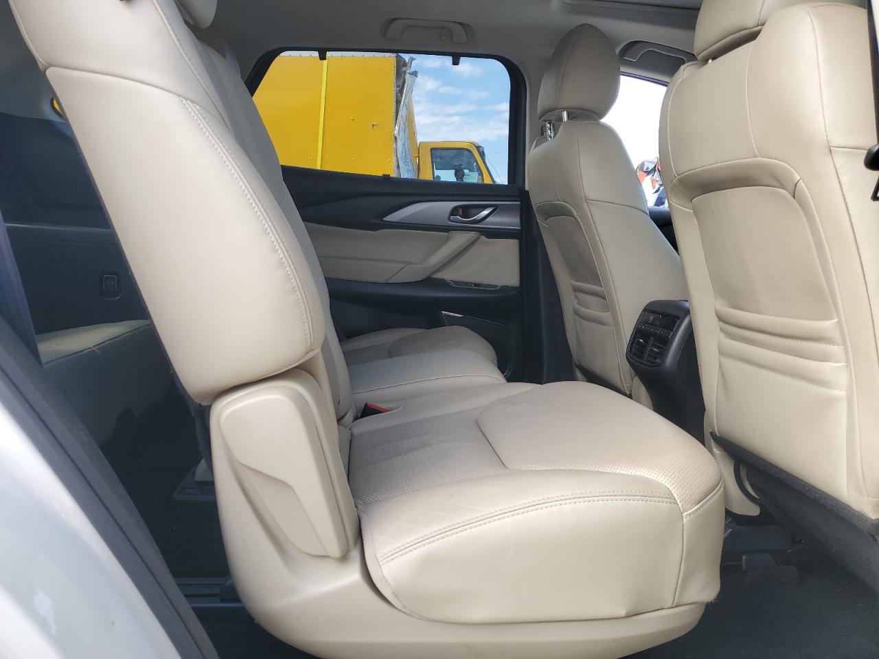 2018 Mazda Cx-9 Touring VIN: JM3TCACY5J0235949 Lot: 82595915