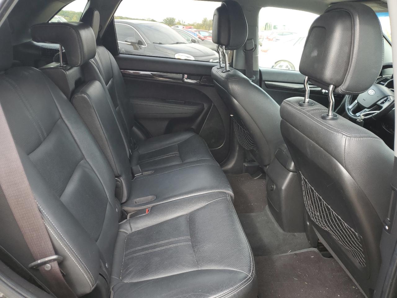 2011 Kia Sorento Ex VIN: 5XYKUDA2XBG040734 Lot: 86081315