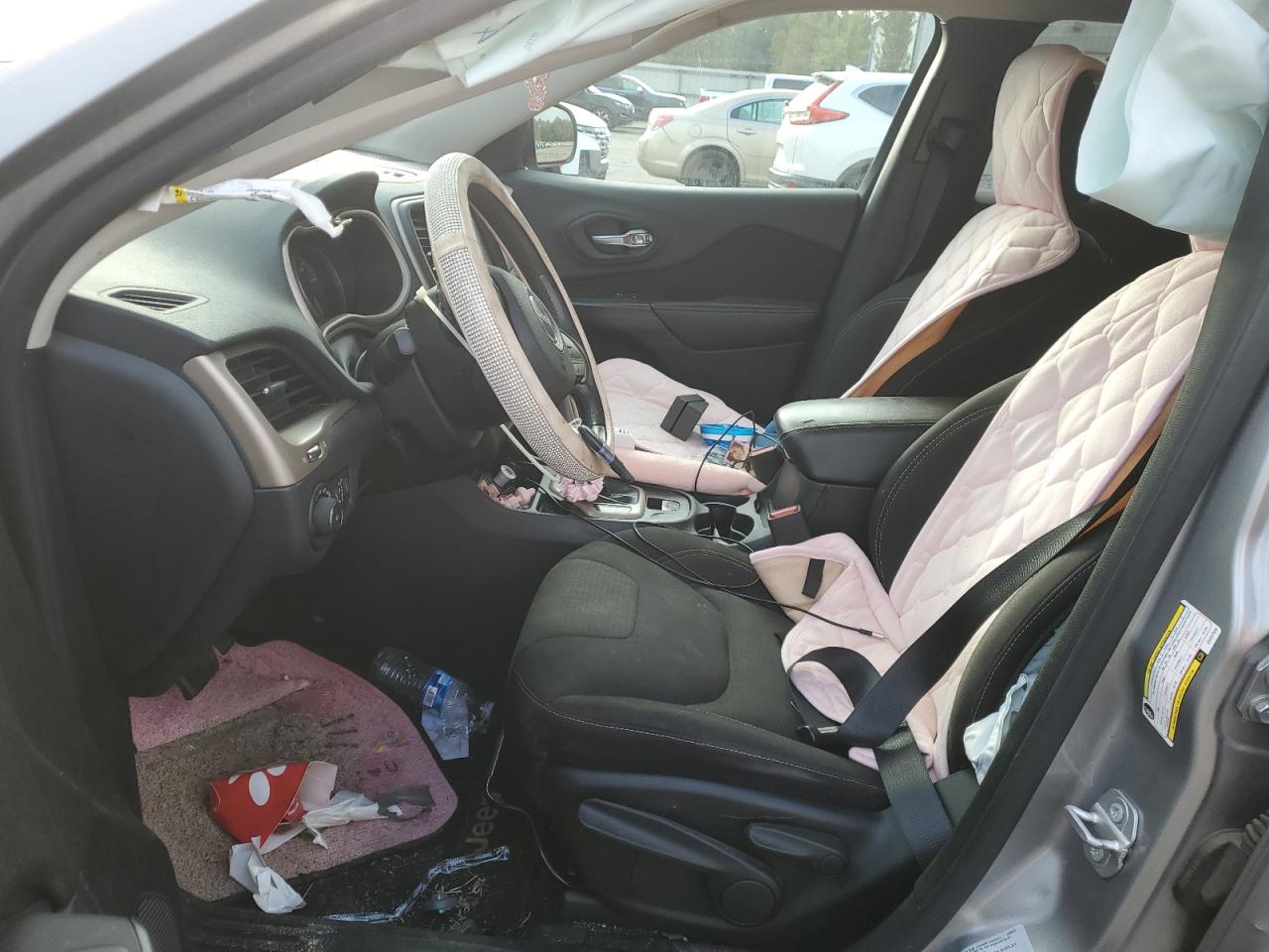 2016 Jeep Cherokee Latitude VIN: 1C4PJLCB6GW347334 Lot: 90727085