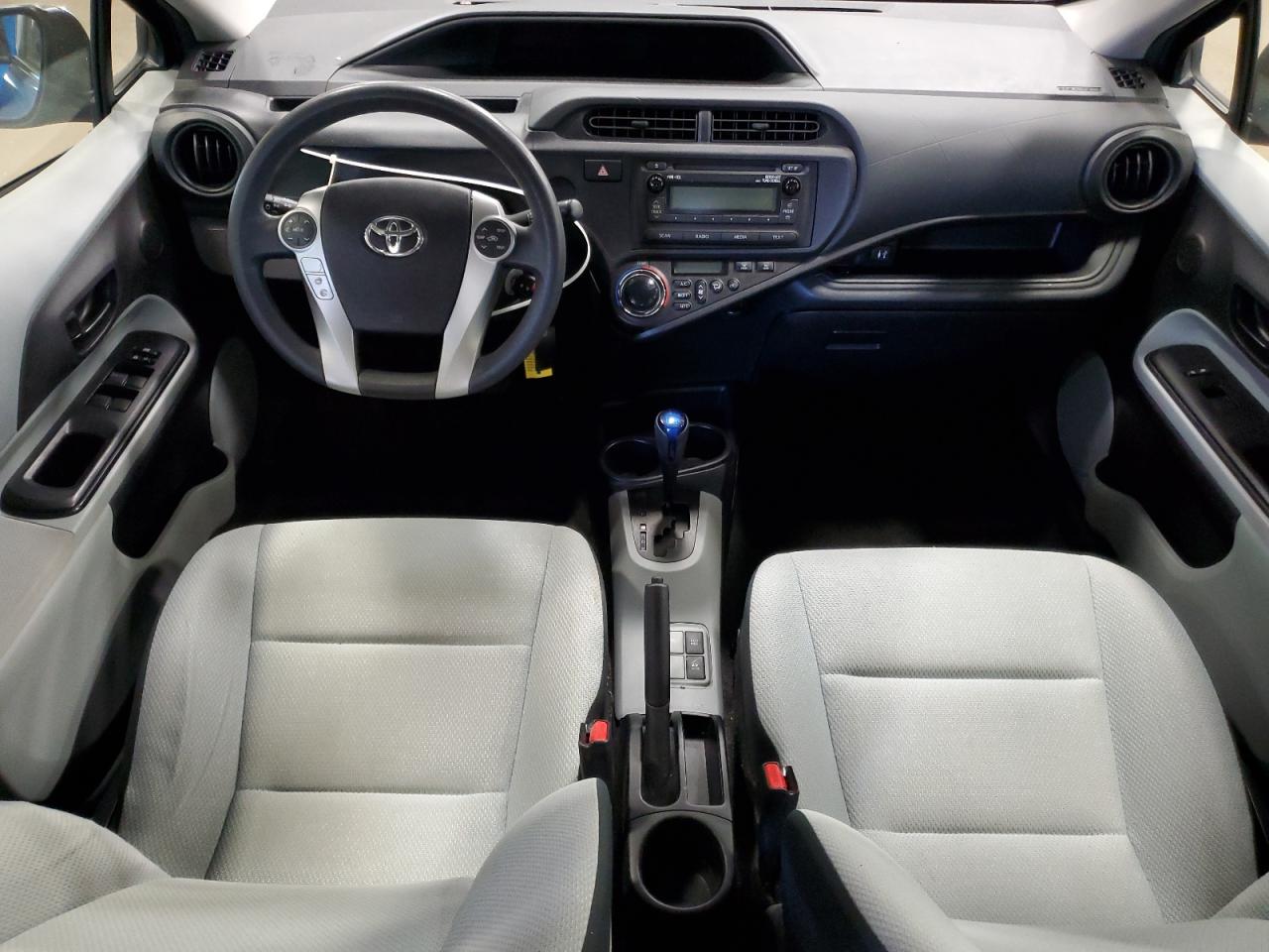 2014 Toyota Prius C VIN: JTDKDTB33E1075556 Lot: 84440905