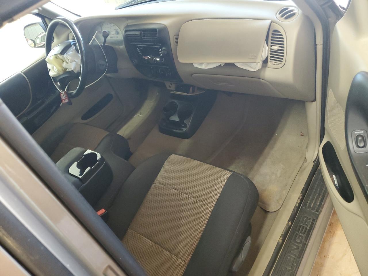 2003 Ford Ranger Super Cab VIN: 1FTYR44V23PA88843 Lot: 81984565