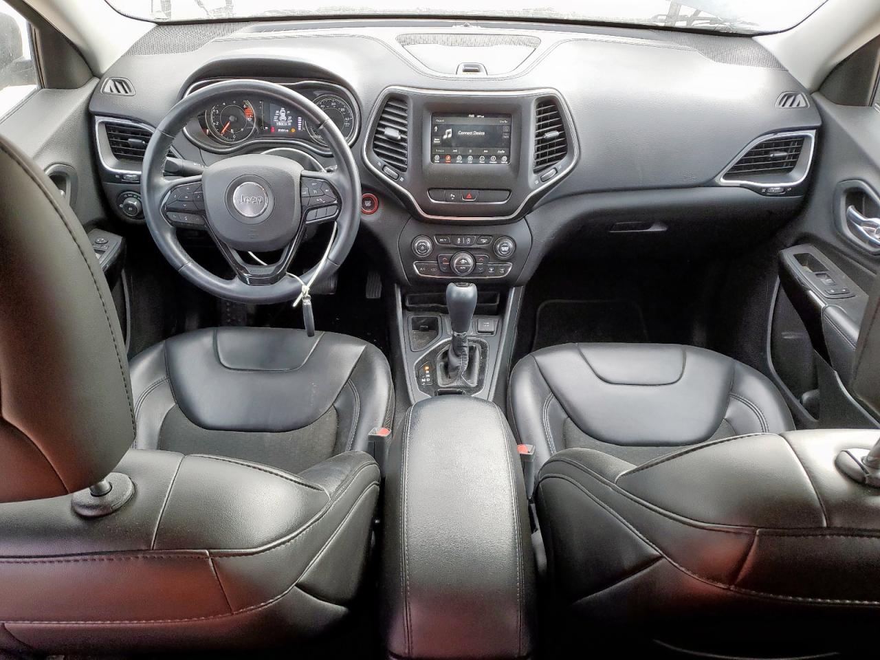 2019 Jeep Cherokee Latitude Plus VIN: 1C4PJLLB2KD377693 Lot: 90066355