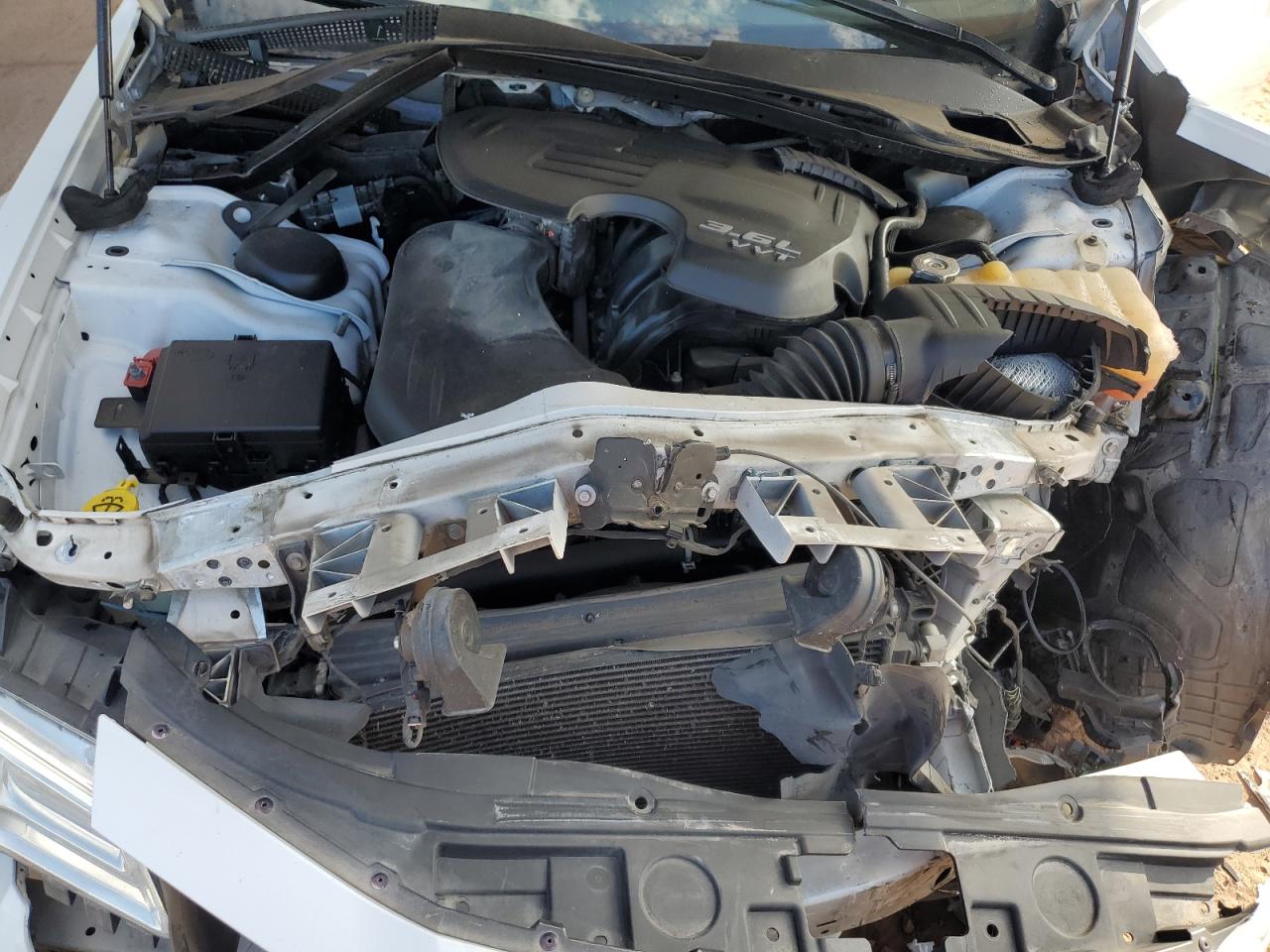 2017 Chrysler 300 Limited VIN: 2C3CCAAG4HH609948 Lot: 87395815