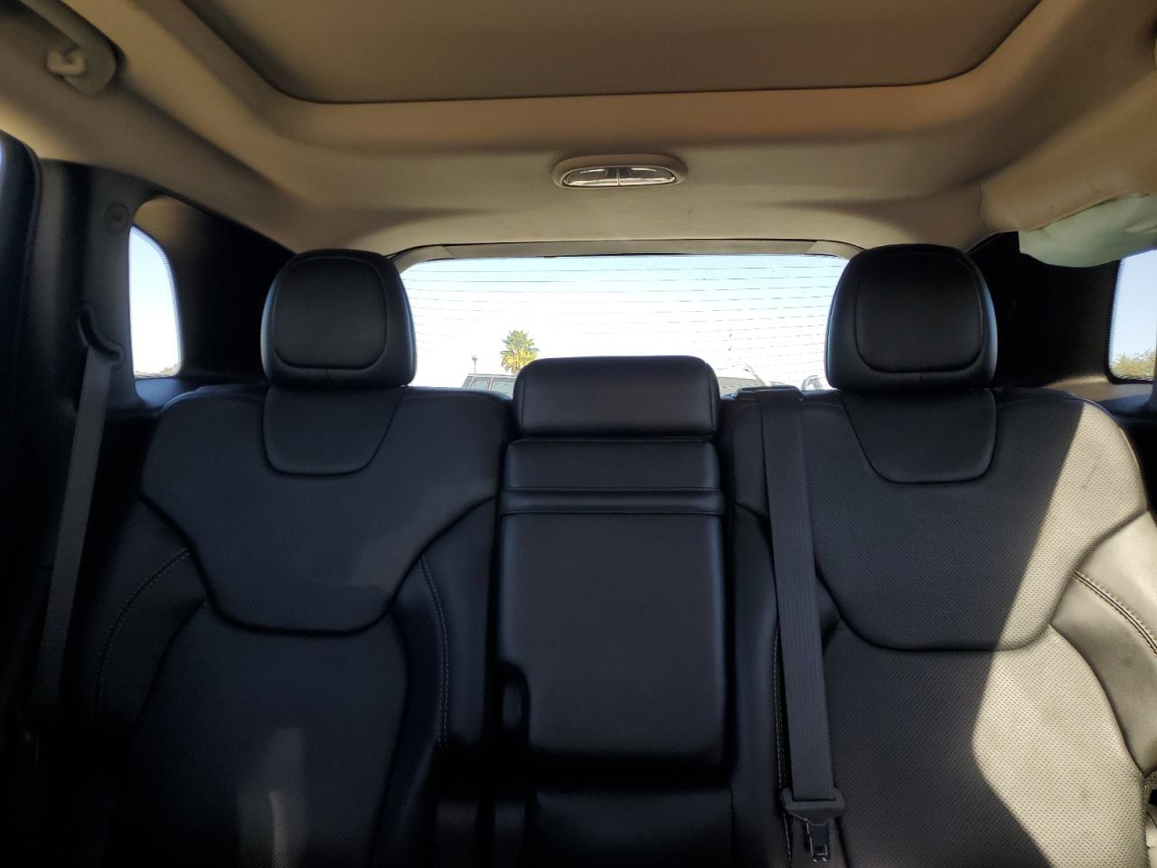 2015 Jeep Cherokee Limited VIN: 1C4PJMDS2FW664823 Lot: 90145135