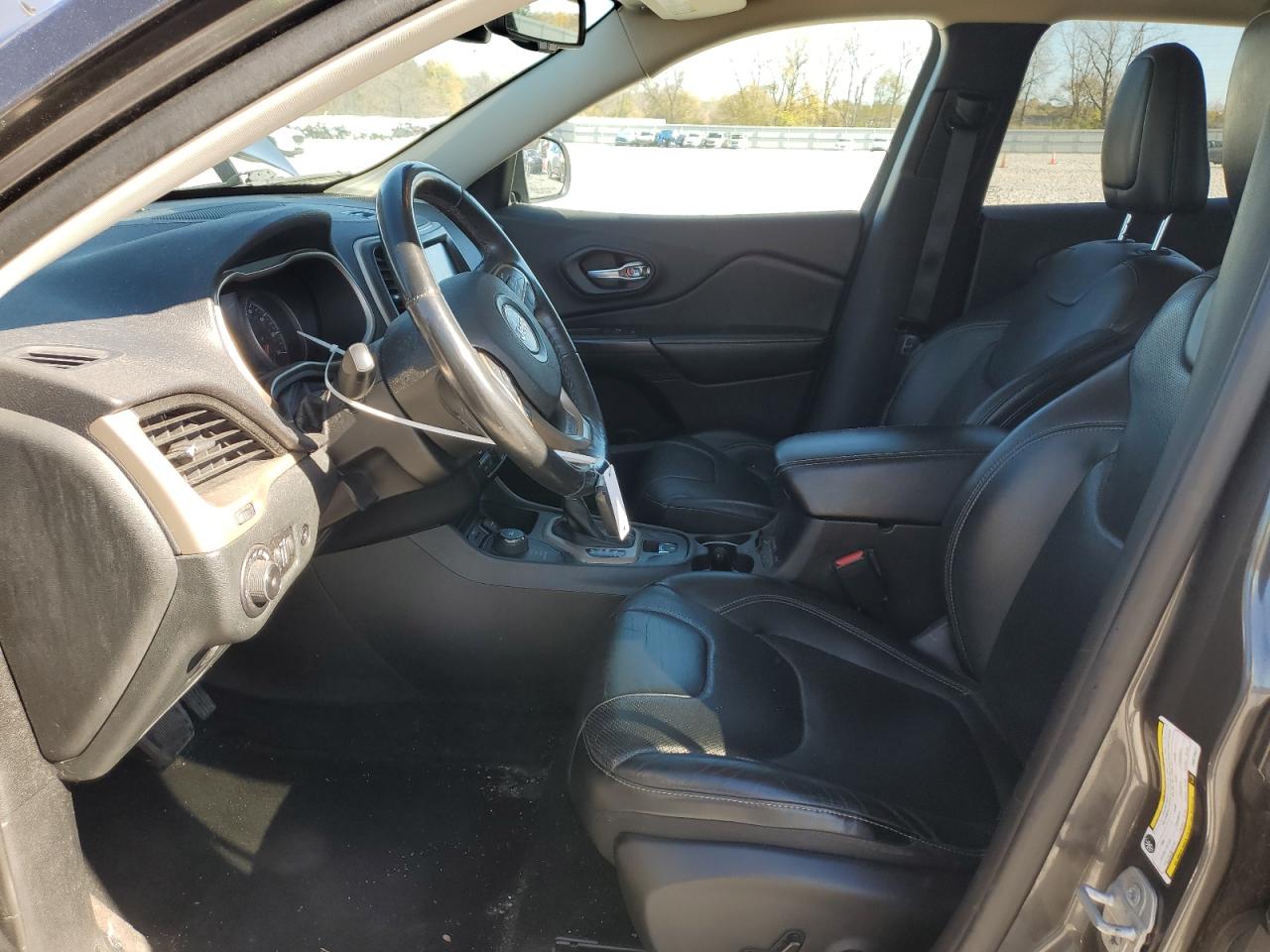 2015 Jeep Cherokee VIN: 1C4PJMDS9FW673647 Lot: 82605285