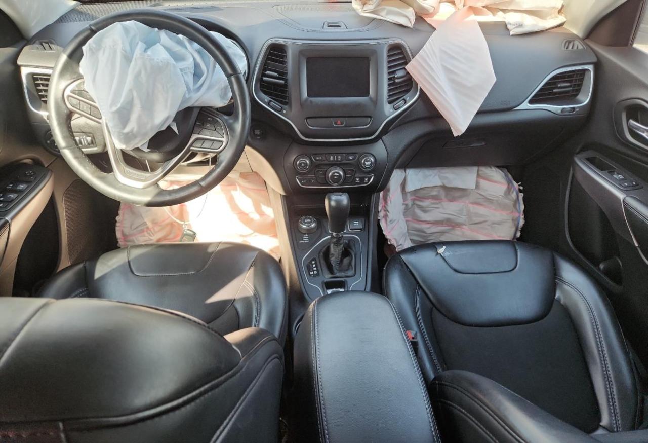 2019 Jeep Cherokee Latitude Plus VIN: 1C4PJMLB8KD199018 Lot: 84616375