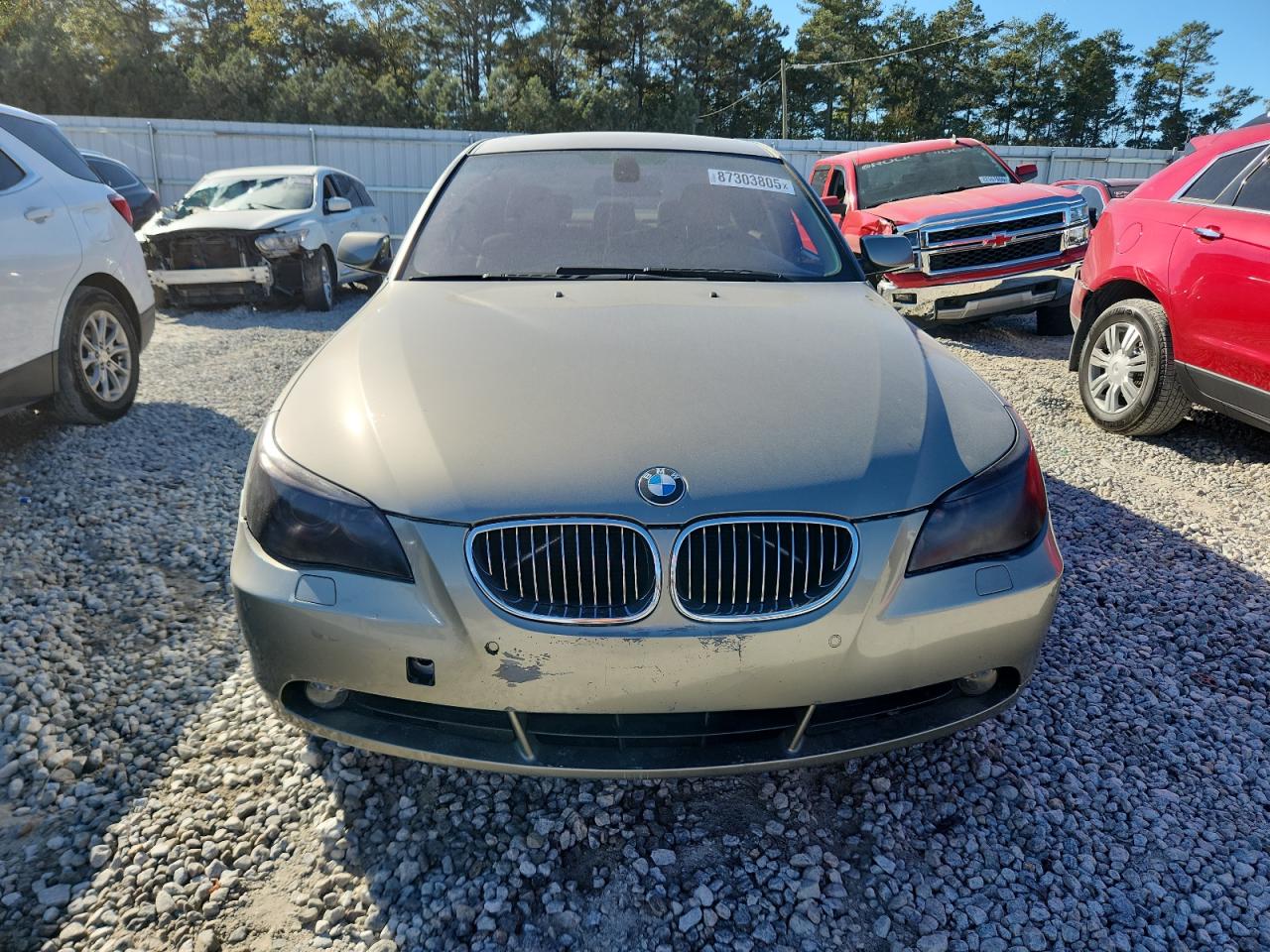 Фото: WBANF735X6CU20647