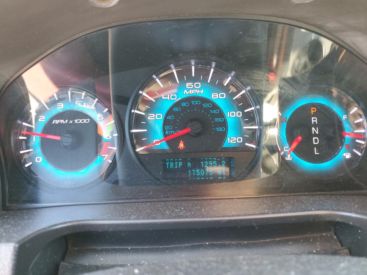 2010 Ford Fusion Se VIN: 3FAHP0HA1AR324271 Lot: 85081785