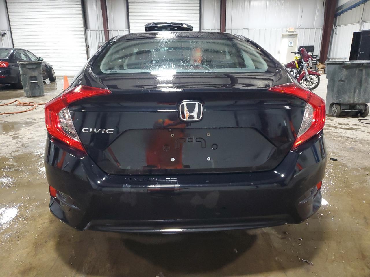2018 Honda Civic Lx VIN: 2HGFC2F56JH535526 Lot: 86525515