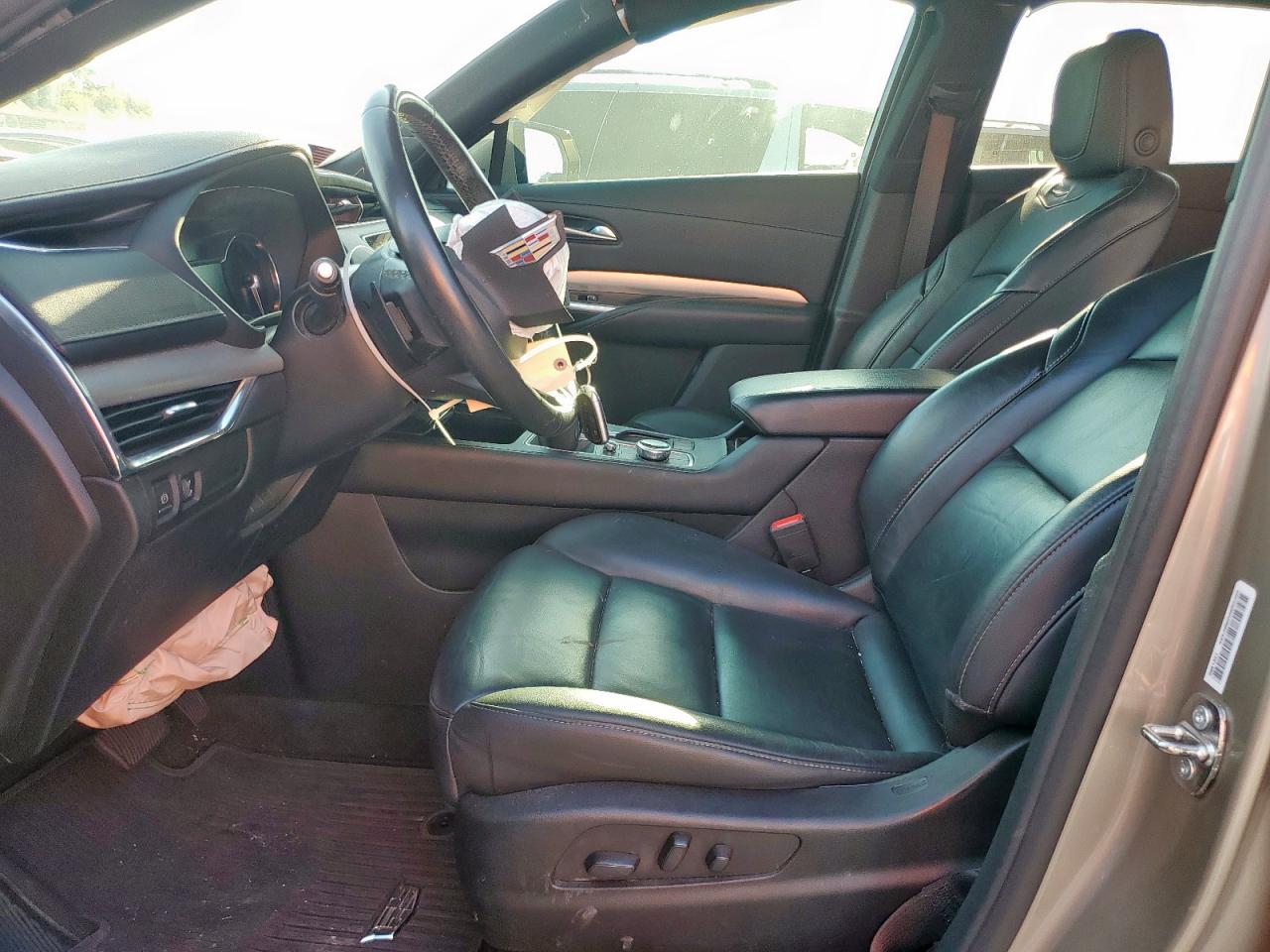 2023 Cadillac Xt4 Premium Luxury VIN: 1GYFZCR44PF101017 Lot: 85322995