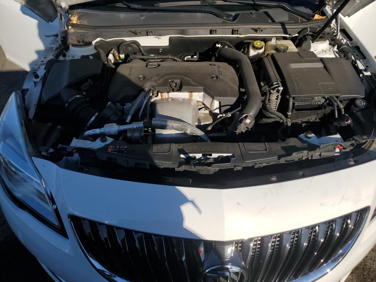 2017 Buick Regal Sport Touring VIN: 2G4GL5EX9H9125584 Lot: 90015705