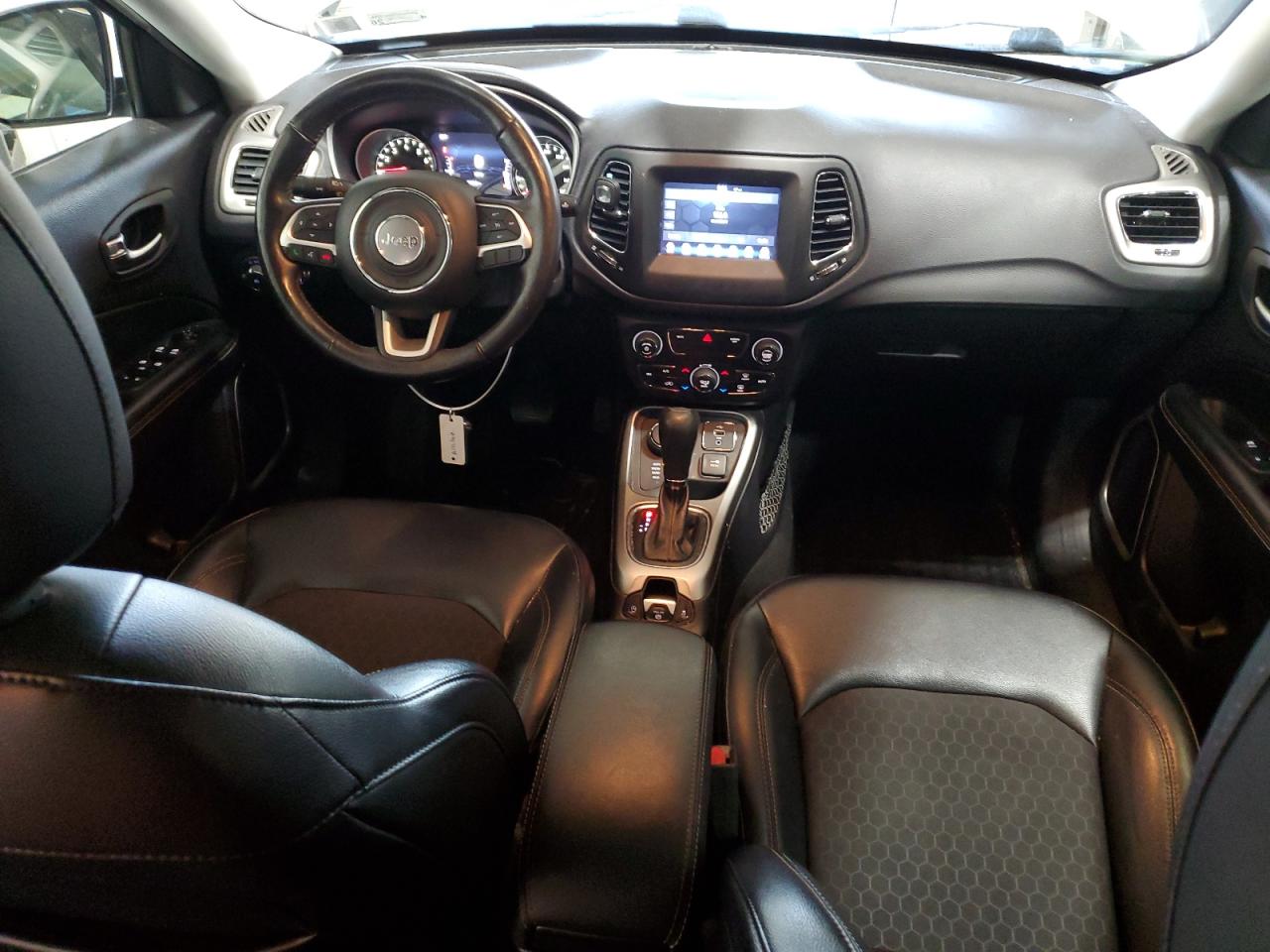 2017 Jeep Compass Latitude VIN: 3C4NJDBBXHT664491 Lot: 87101795