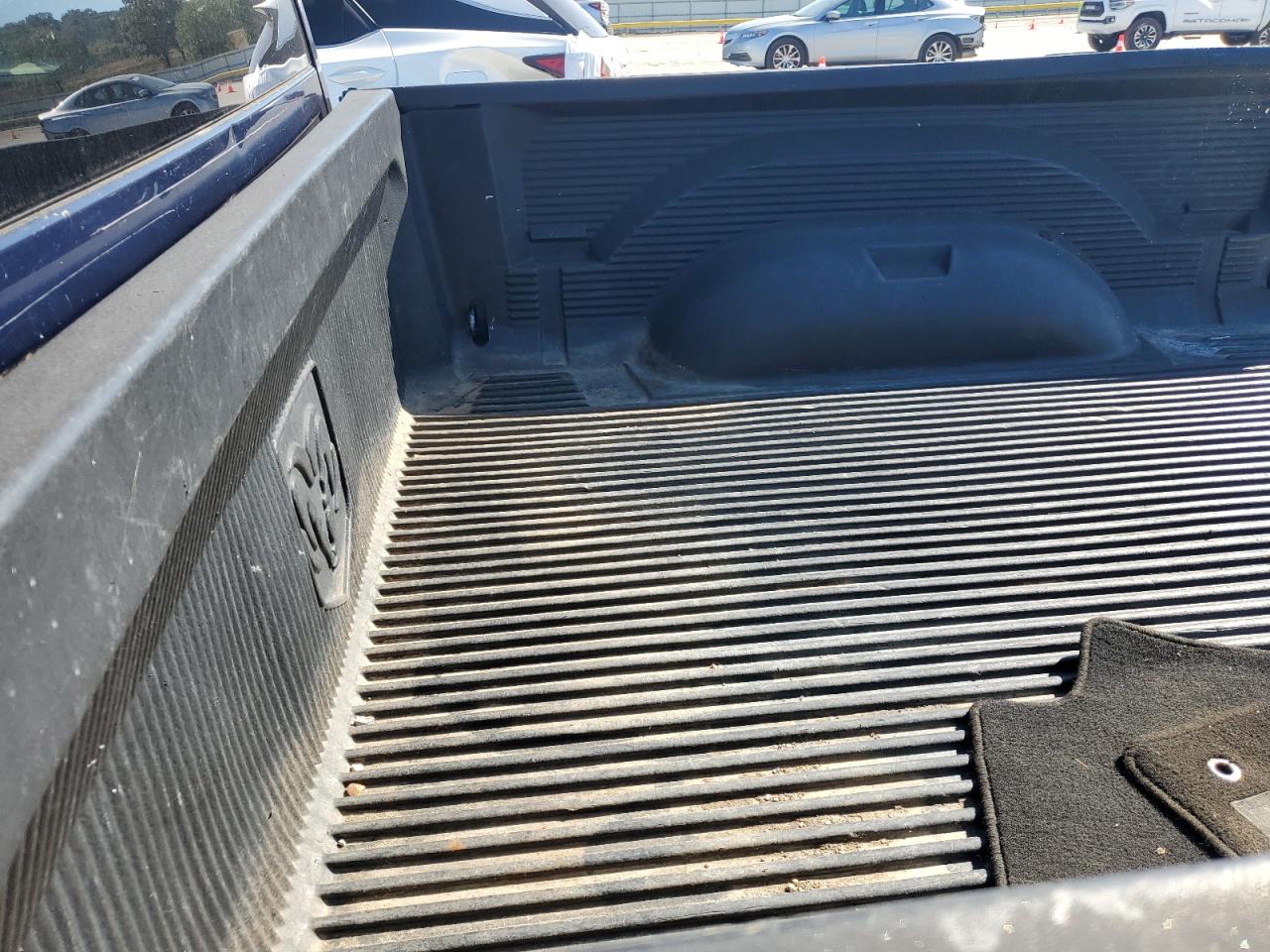 2013 Ram 1500 St VIN: 3C6JR6AG4DG568074 Lot: 86237035