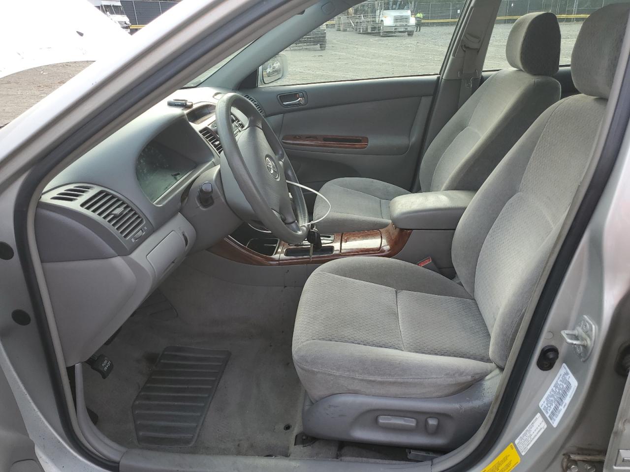 2003 Toyota Camry Le VIN: 4T1BE30K43U193291 Lot: 86217225