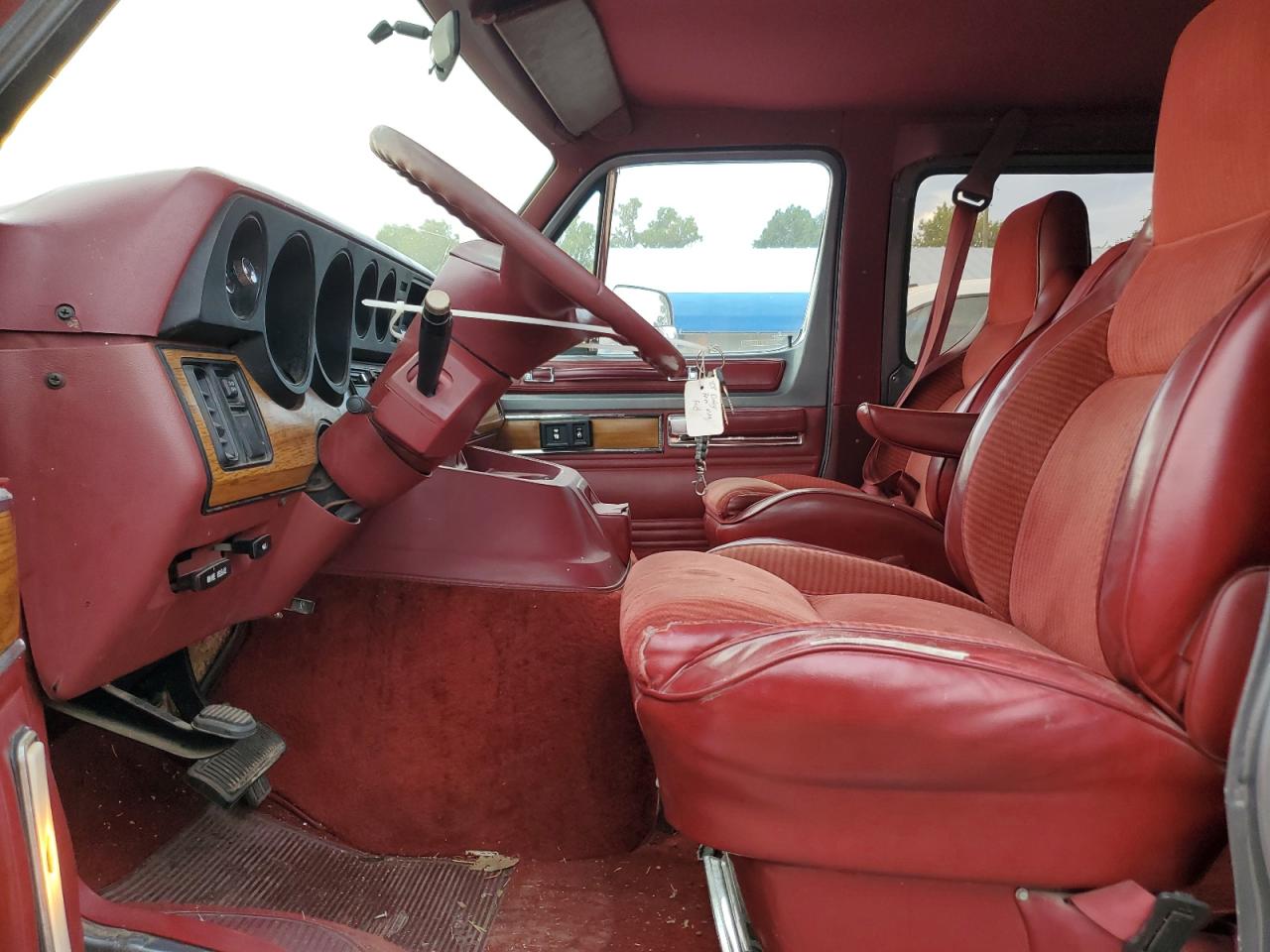 1988 Dodge Ram Wagon B250 VIN: 2B4HB21Y7JK174951 Lot: 85165405