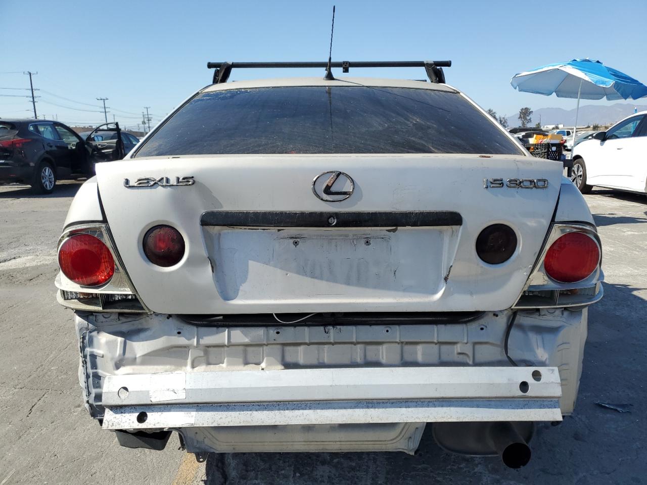 2004 Lexus Is 300 VIN: JTHBD192940092642 Lot: 82216315