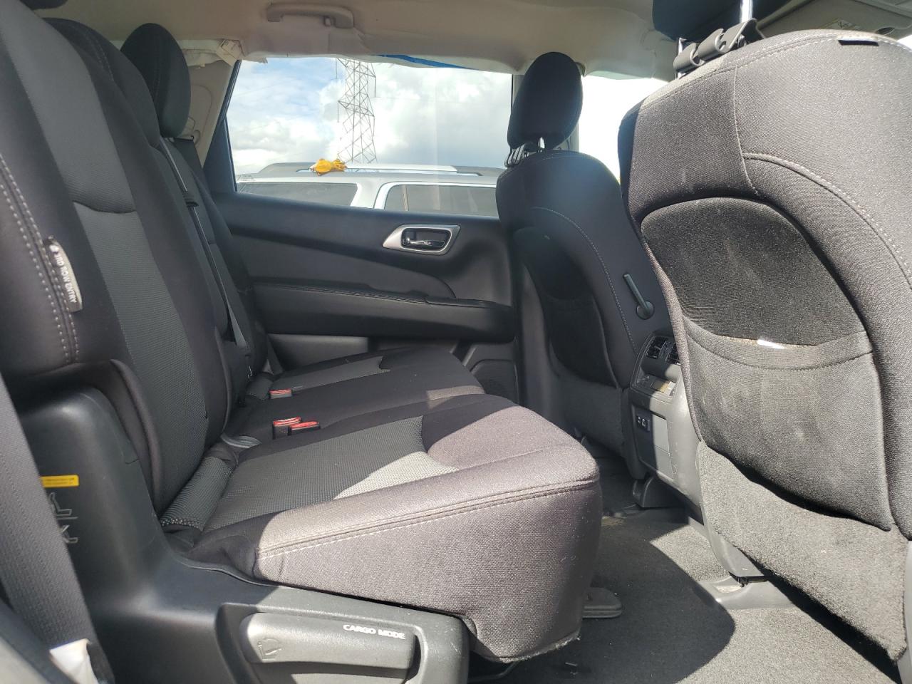 2019 Nissan Pathfinder S VIN: 5N1DR2MN5KC606674 Lot: 82293035