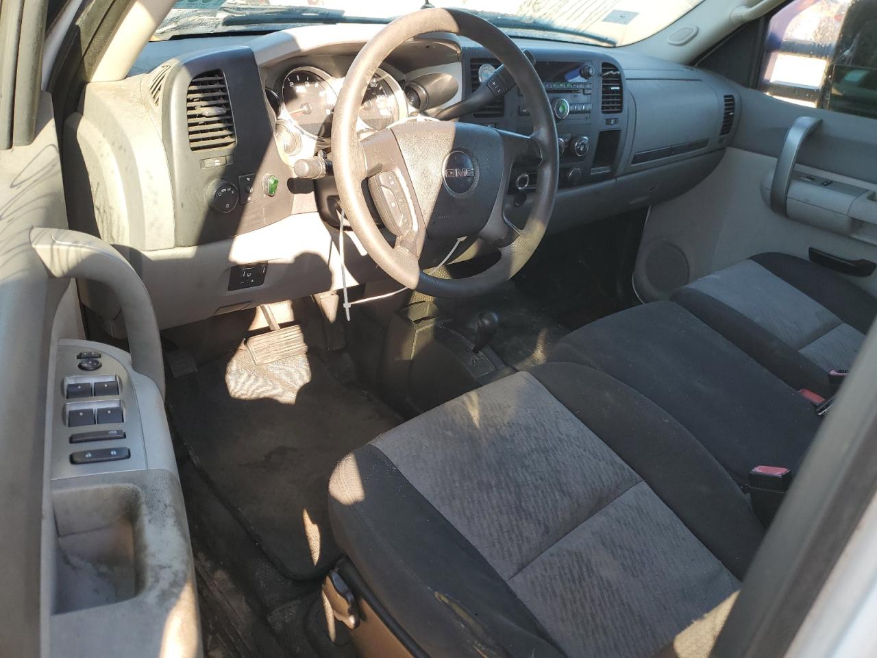 2008 GMC Sierra K2500 Heavy Duty VIN: 1GTHK23618F180672 Lot: 90808165