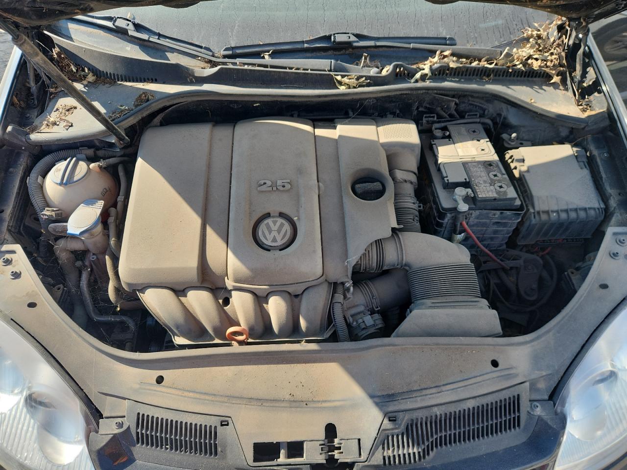 2009 Volkswagen Rabbit VIN: WVWAA71K69W047960 Lot: 84747105