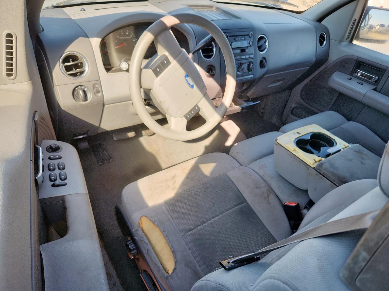 2004 Ford F150 VIN: 1FTRX12W24NA56637 Lot: 85576955