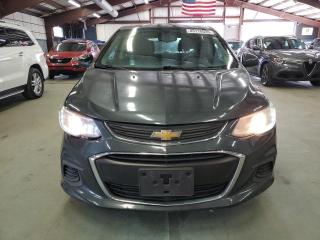 Hatchbacks CHEVROLET SONIC 2017 Szary