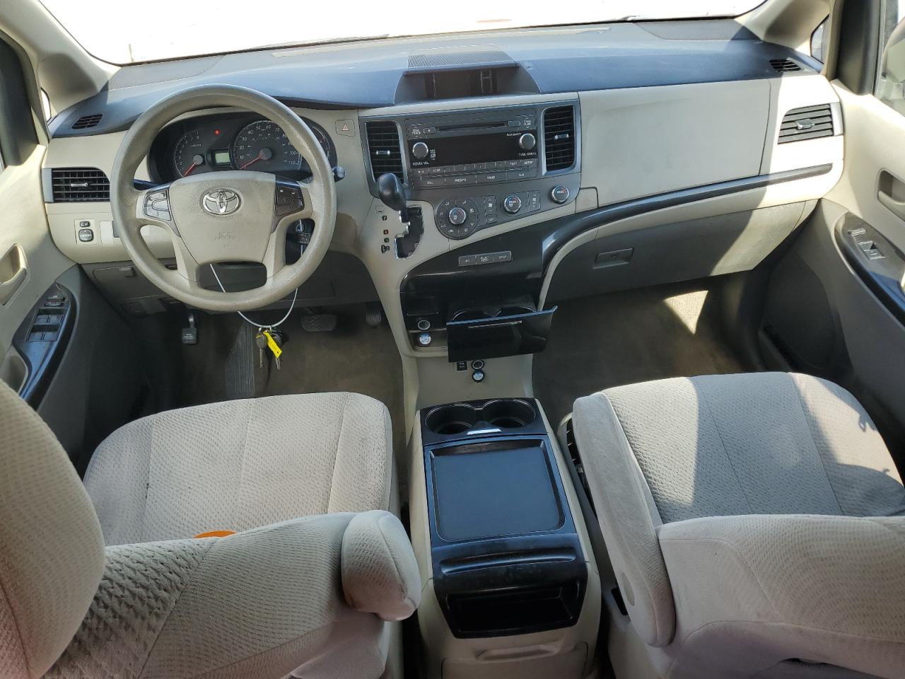 2011 Toyota Sienna Le VIN: 5TDKK3DC0BS130336 Lot: 85000875