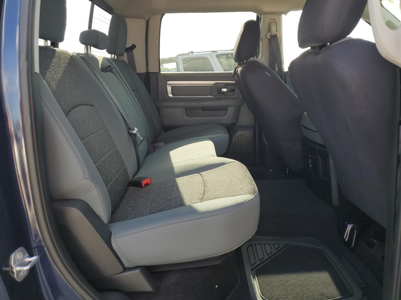 2015 Ram 1500 Slt VIN: 1C6RR7LT4FS745575 Lot: 82633175