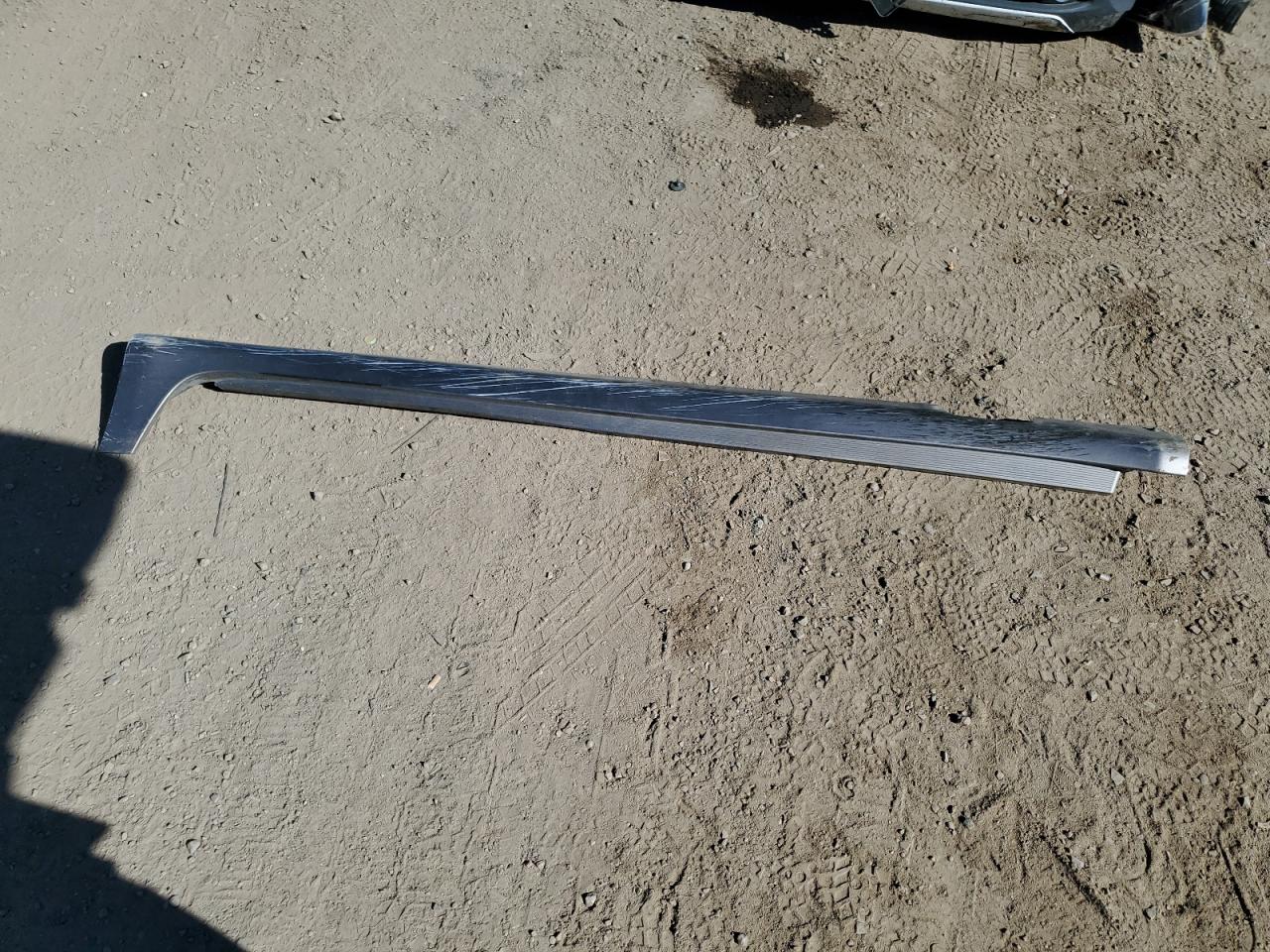 2018 Chrysler Pacifica Hybrid Touring L VIN: 2C4RC1L74JR124843 Lot: 87209765