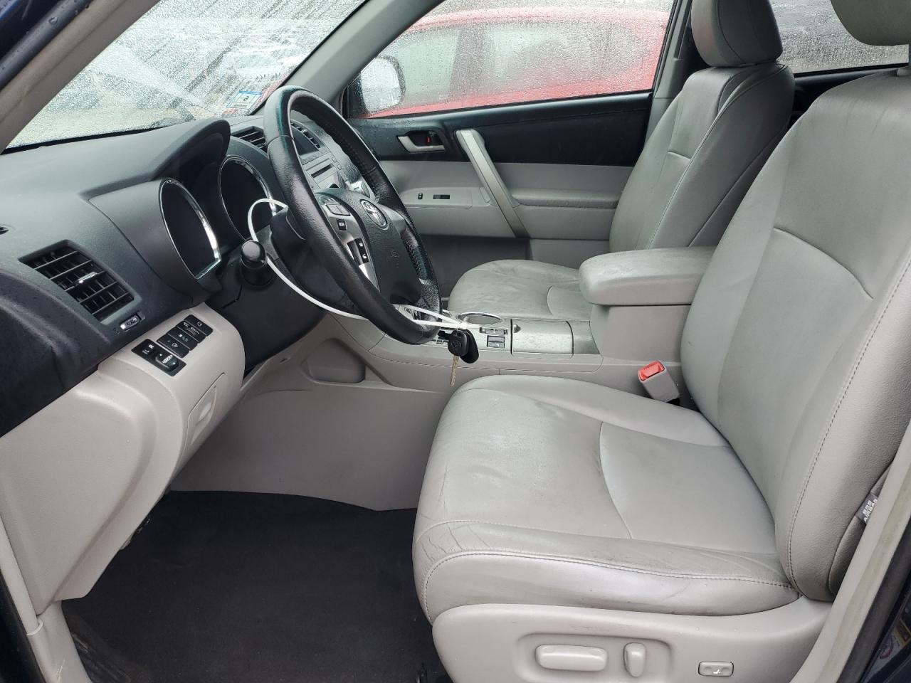 2012 Toyota Highlander Base VIN: 5TDBK3EH8CS106961 Lot: 85508275