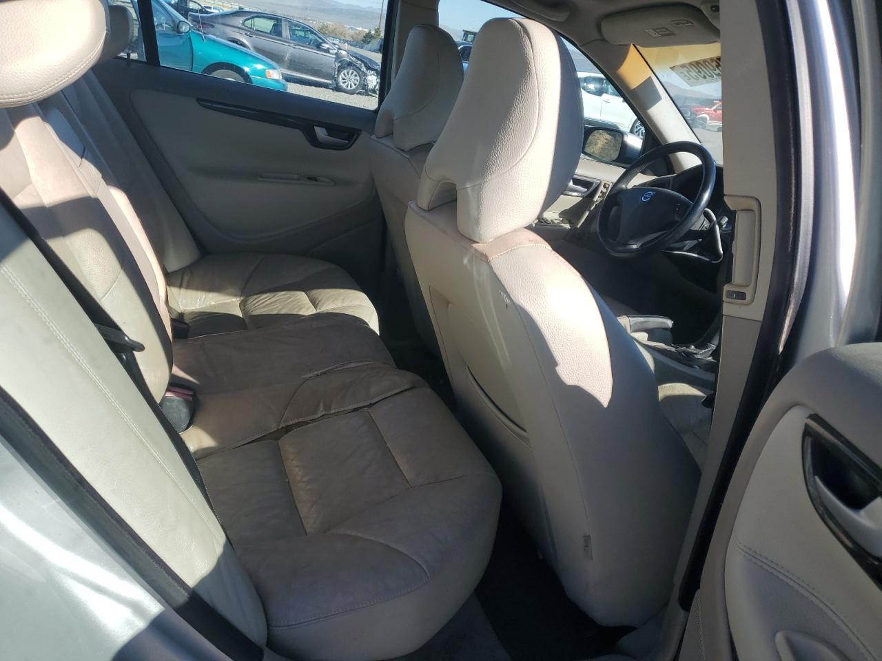 2005 Volvo S60 T5 VIN: YV1RS547X52453618 Lot: 86769095