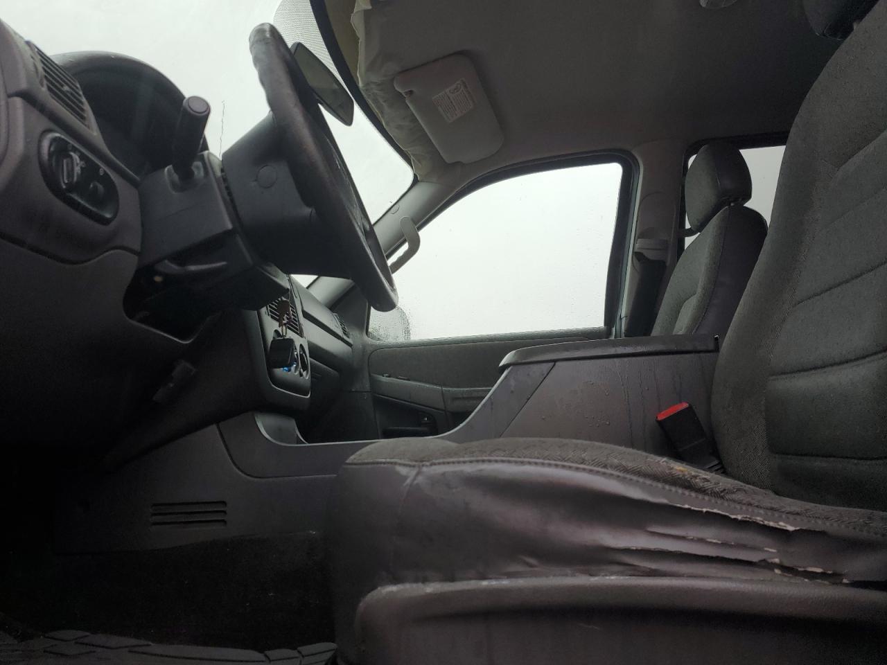 2005 Ford Explorer Xls VIN: 1FMZU72E25UA45031 Lot: 86187105