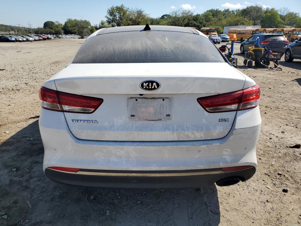 2016 Kia Optima Ex VIN: 5XXGU4L30GG103038 Lot: 82215145